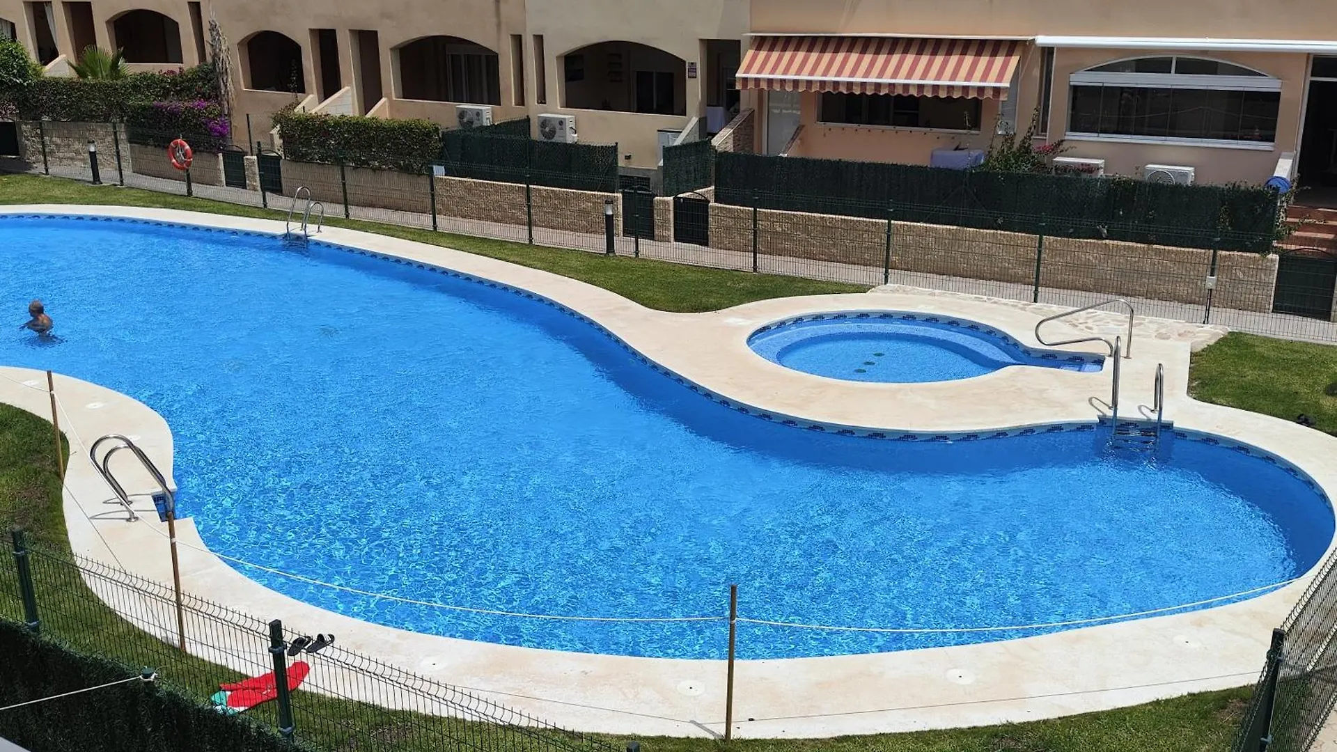 Kontakt z Apartamento Paraiso Con Piscina Y Parking Privado